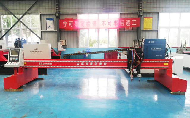 數(shù)控等離子切割機(jī)在鈑金加工行業(yè)的優(yōu)勢有哪些？